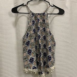 Chic patterned blouse